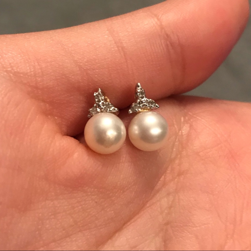 Pearl Earring Studs